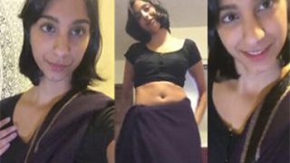 Indian NRI Girl In Black Saree Mastrubating & Fucking Hard