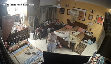 Bhabhi After Bath Changing Dress CCTV Captured Nude Pussy